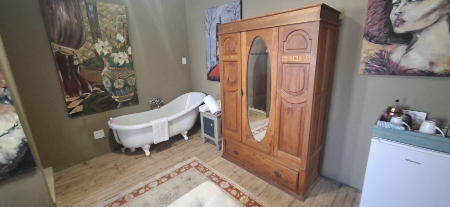 7 Bedroom Property for Sale in Parys Free State